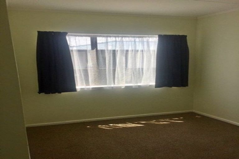 Photo of property in 7 Peter Hall Drive, Kelvin Grove, Palmerston North, 4414