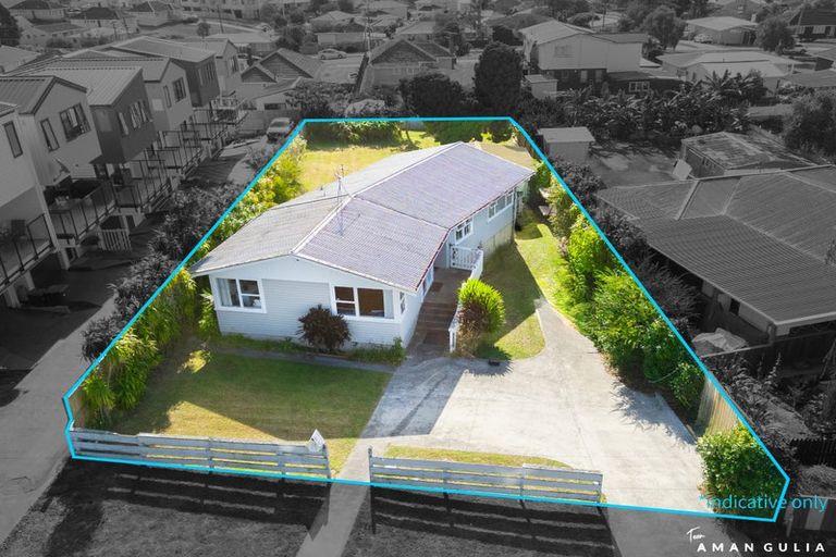 Photo of property in 19 Laura Street, Kelston, Auckland, 0602