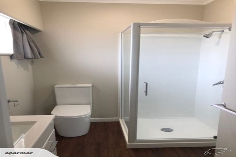 Photo of property in 217 Main Road, Tawa, Wellington, 5028