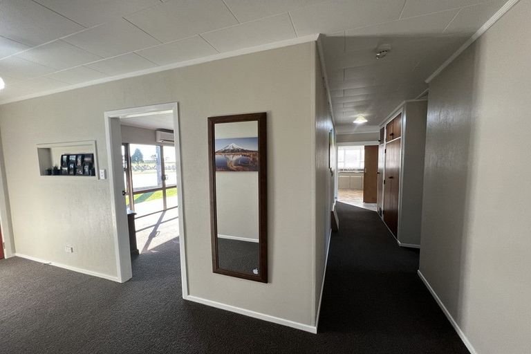 Photo of property in 54 Bayly Street, Waitara, 4320