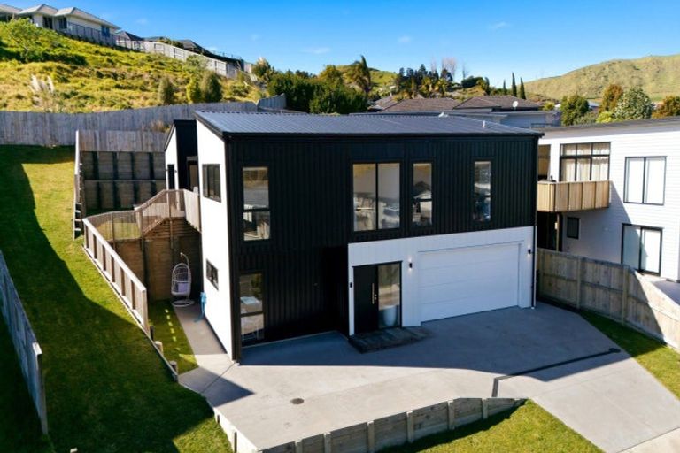 Photo of property in 12 Bob Carter Place, Welcome Bay, Tauranga, 3175