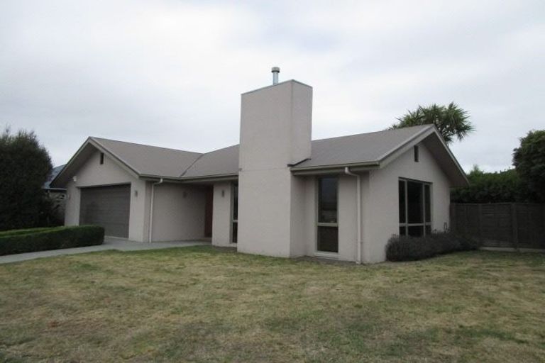 Photo of property in 3 Wedmore Close, Burwood, Christchurch, 8083