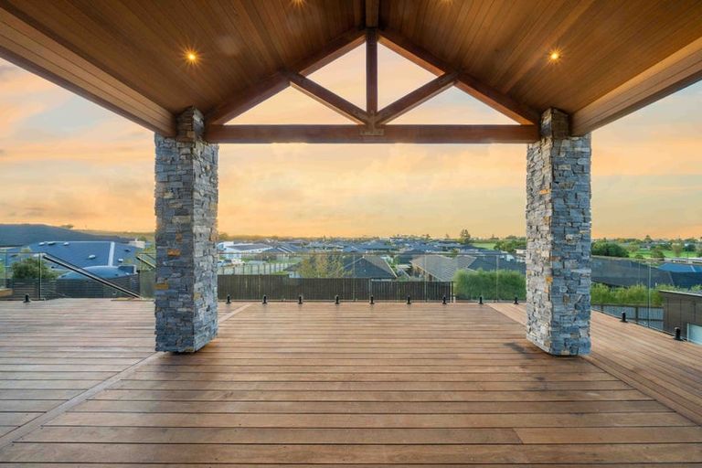 Photo of property in 9 Fisk Road, Pukekohe, 2120