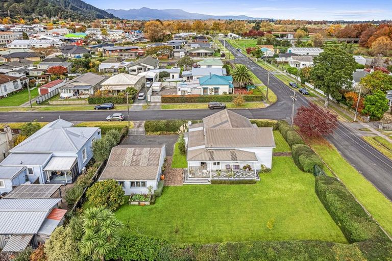 Photo of property in 14 Terminus Street, Te Aroha, 3320