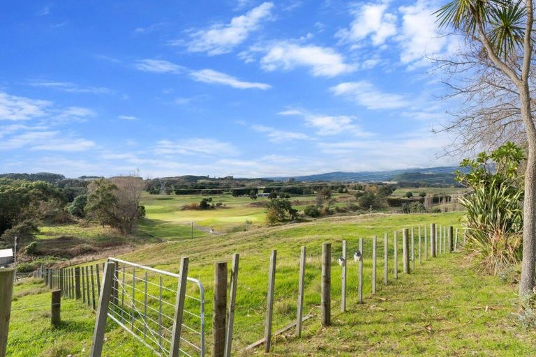 Photo of property in 35 Old Coach Road, Otaki, 5512