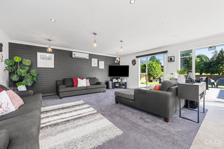 Photo of property in 20 Saint James Avenue, Boulcott, Lower Hutt, 5011