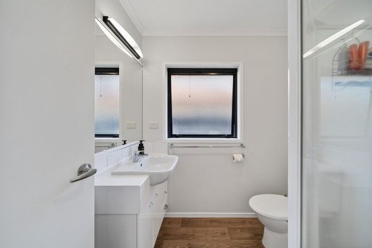 Photo of property in 68 Beachwater Drive, Papamoa Beach, Papamoa, 3118