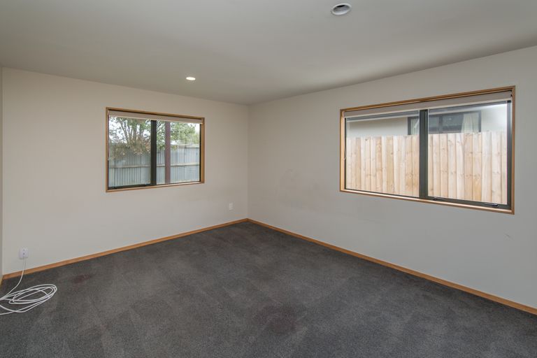Photo of property in 74b Sinclair Street, New Brighton, Christchurch, 8083