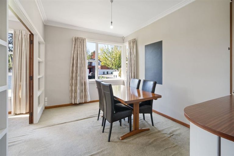 Photo of property in 122 Glandovey Road, Strowan, Christchurch, 8052