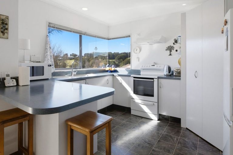 Photo of property in 8 Sunvale Place, Gate Pa, Tauranga, 3112