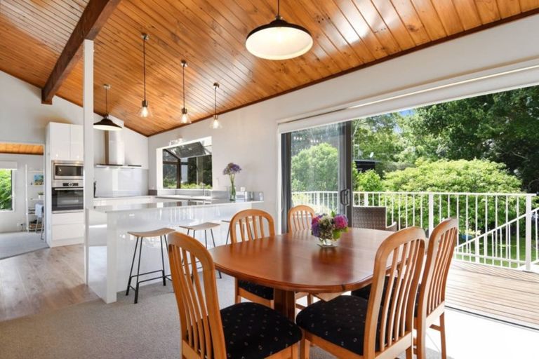 Photo of property in 2 Gellibrand Place, Omokoroa, 3114