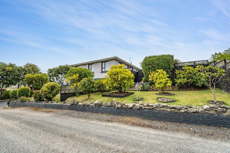 Photo of property in 16 Tomkins Street, Green Island, Dunedin, 9018