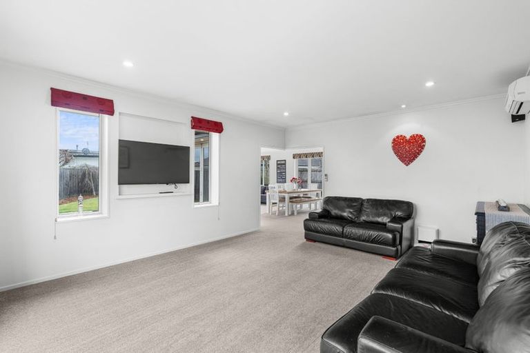 Photo of property in 65 Westpark Drive, Burnside, Christchurch, 8053