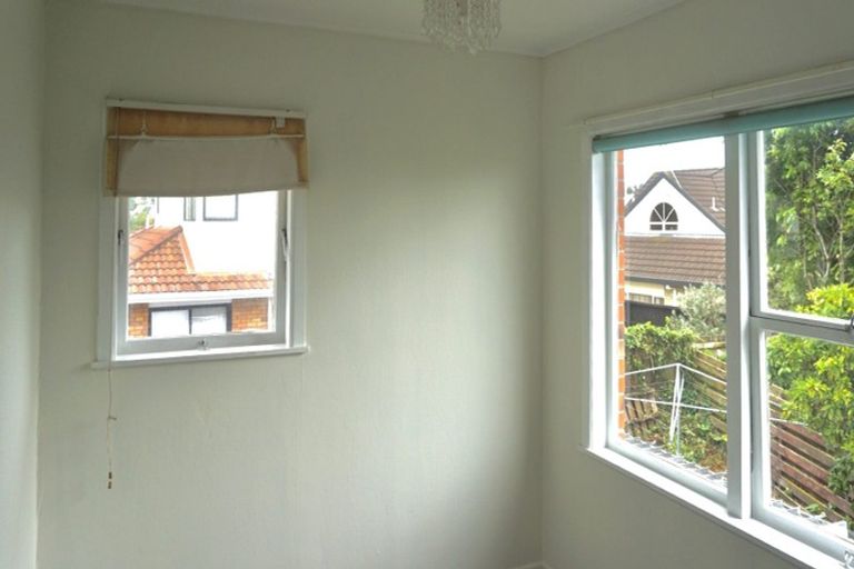 Photo of property in 97 Clovelly Road, Bucklands Beach, Auckland, 2012