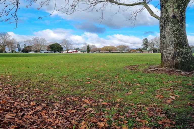 Photo of property in 28 Crossley Street, Katikati, 3129