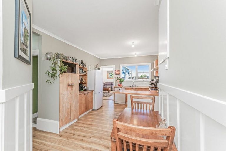 Photo of property in 2 Flannery Street, Leeston, 7632