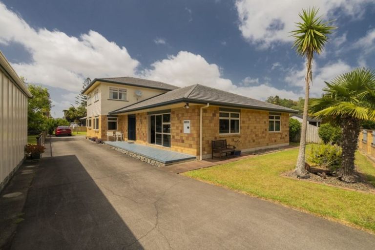 Photo of property in 2 Parkland Place, Whitianga, 3510
