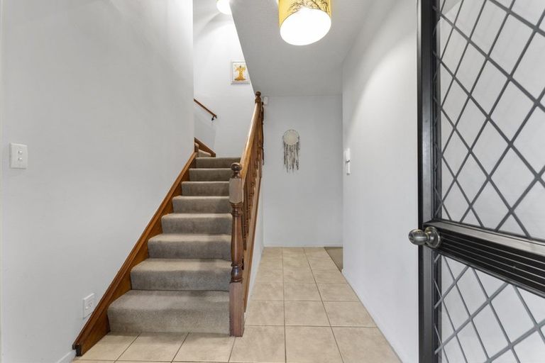 Photo of property in 23 Freebairn Street, Redwood, Christchurch, 8051