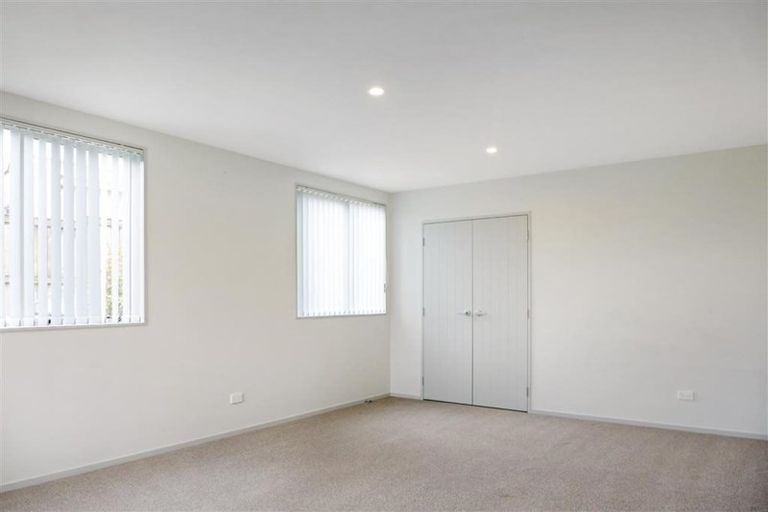 Photo of property in 284a Kirkbride Road, Mangere, Auckland, 2022