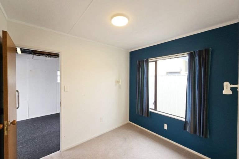Photo of property in 42 Ryan Crescent, Greenmeadows, Napier, 4112