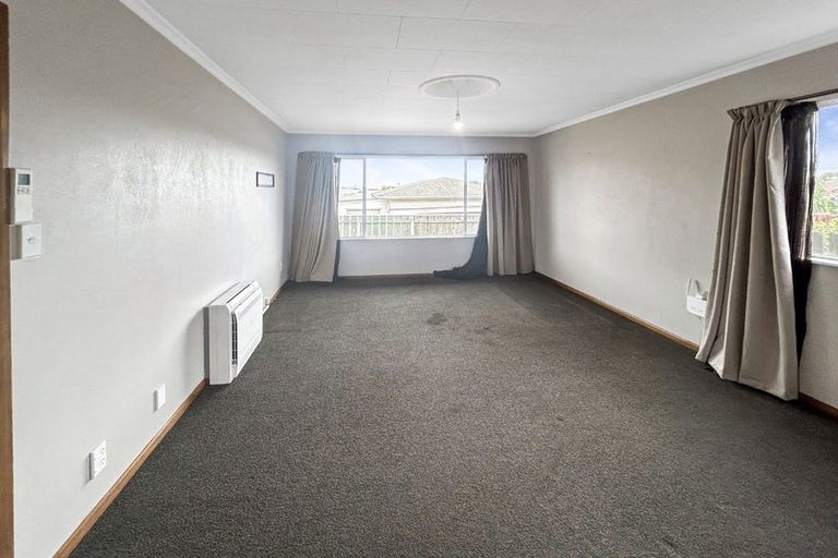 Photo of property in 17a Keir Crescent, Lansdowne, Masterton, 5810
