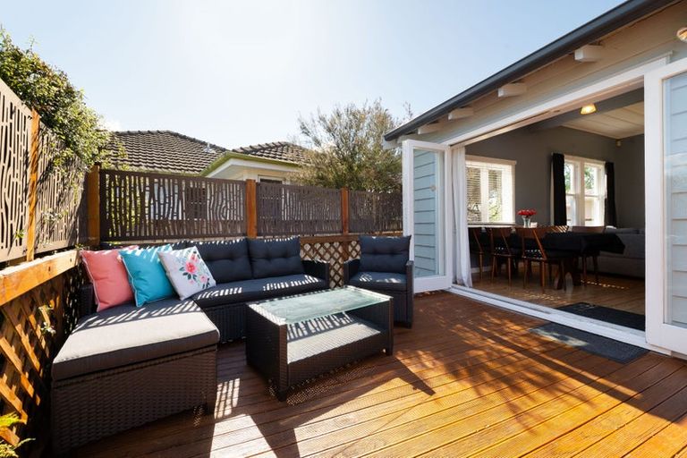 Photo of property in 1a Mahana Road, St Andrews, Hamilton, 3200