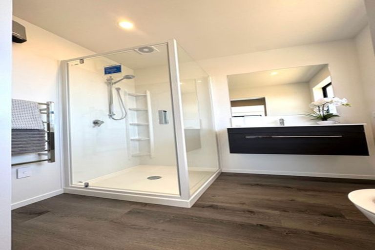 Photo of property in 9 Piwakawaka Place, Leeston, 7632