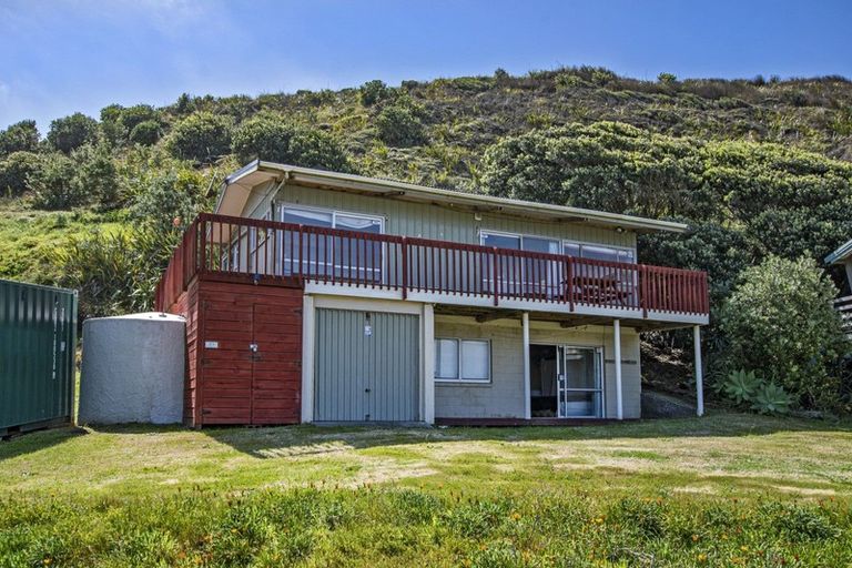 Photo of property in 33 Omamari Beach Road, Omamari, Dargaville, 0373