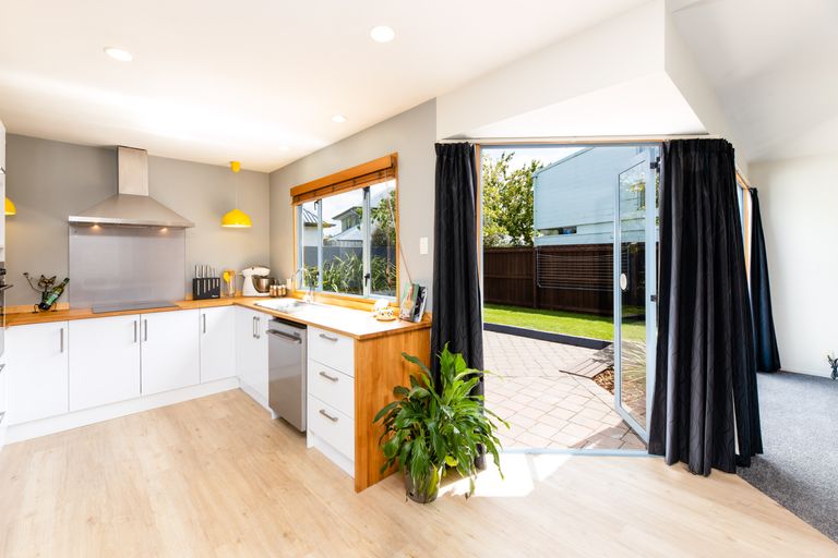 Photo of property in 1/725 Main Road North, Belfast, Christchurch, 8051