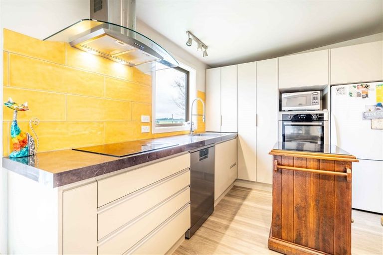 Photo of property in 6 Aerodrome Road, Lorneville, Invercargill, 9876