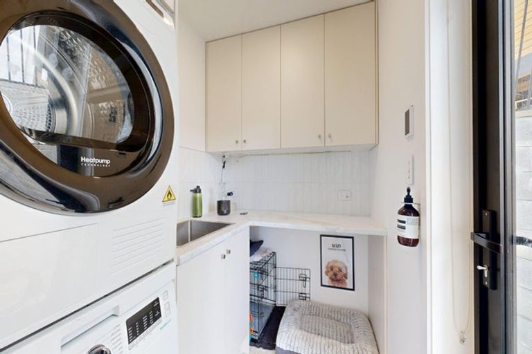 Photo of property in 8 Atlanta Grove, Brooklyn, Wellington, 6021