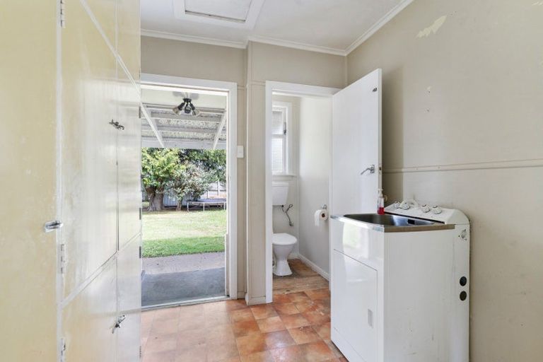 Photo of property in 238 High Street North, Carterton, 5713