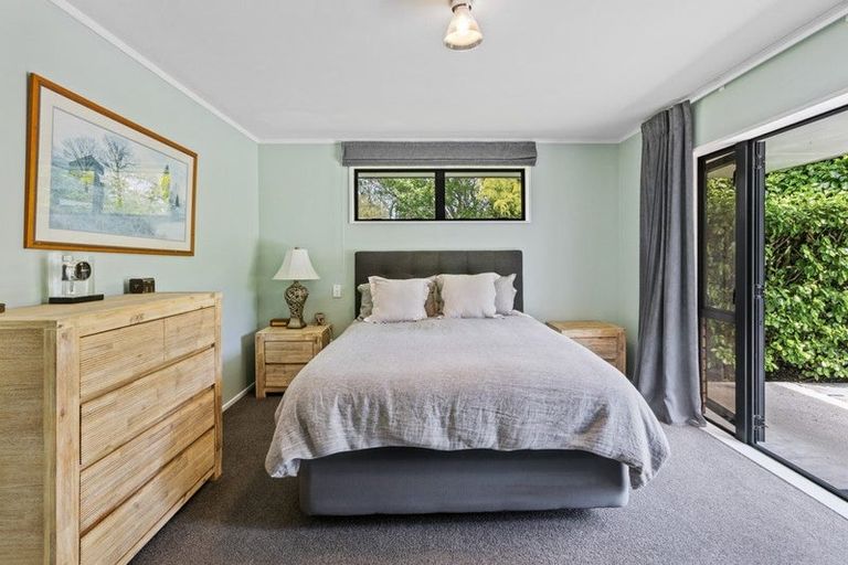 Photo of property in 11 Victoria Road, Westport, 7892