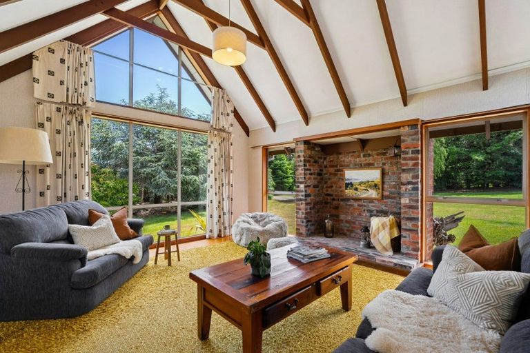 Photo of property in 197 Beacon Point Road, Wanaka, 9305