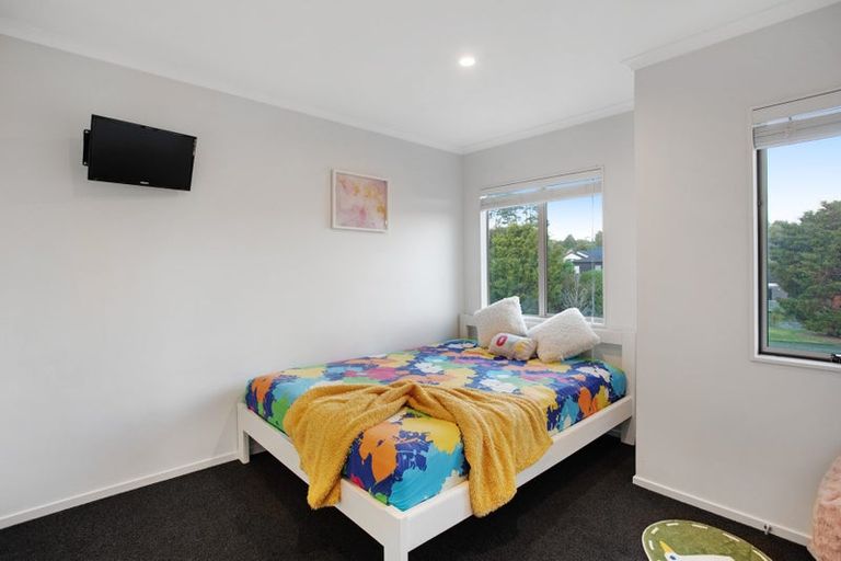 Photo of property in 137 Baverstock Road, Flat Bush, Auckland, 2016