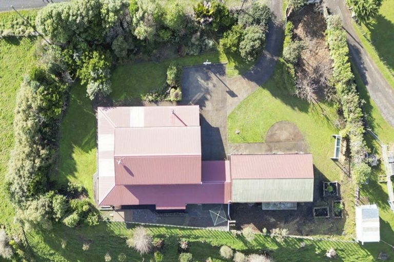 Photo of property in 268 Turitea Road, Turitea, Palmerston North, 4472