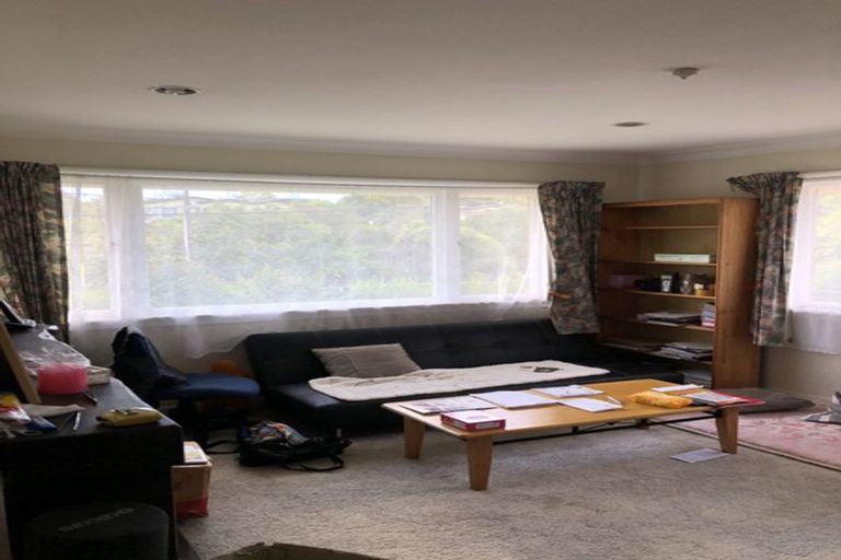 Photo of property in 125 Millbrook Road, Sunnyvale, Auckland, 0612
