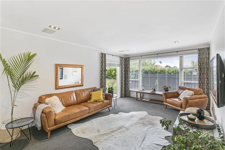 Photo of property in 29 Fir Street, Waterview, Auckland, 1026