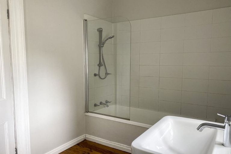 Photo of property in 114 Macmaster Street, Richmond, Invercargill, 9810