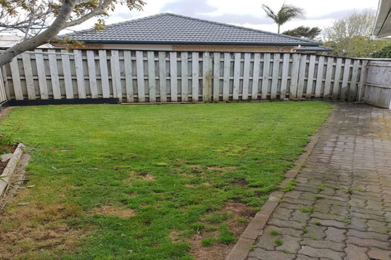 Photo of property in 16a Warriston Avenue, Waiuku, 2123