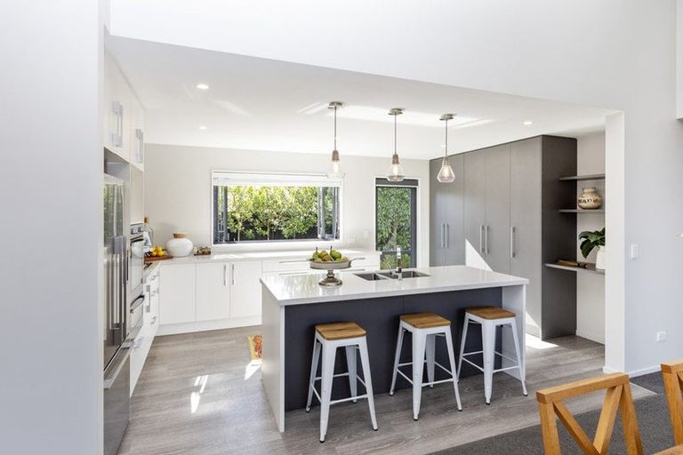 Photo of property in 80 Tomes Road, St Albans, Christchurch, 8052