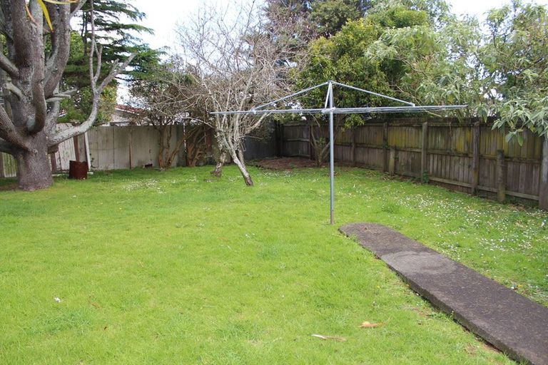 Photo of property in 261 Mahia Road, Weymouth, Auckland, 2103