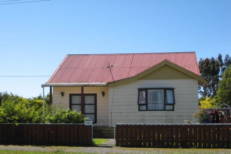 Photo of property in 13 Roebuck Street, Westport, 7825