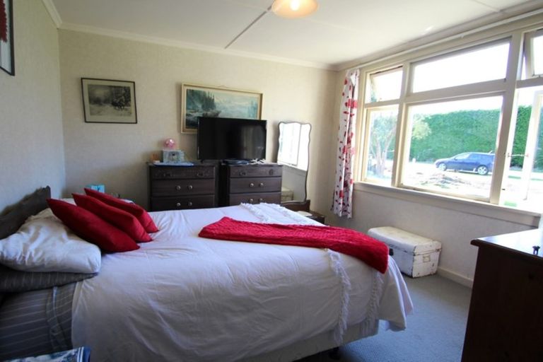 Photo of property in 35 Hull Street, Riversdale, 9776