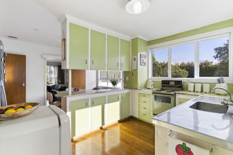 Photo of property in 71 Ridge Road, Howick, Auckland, 2014