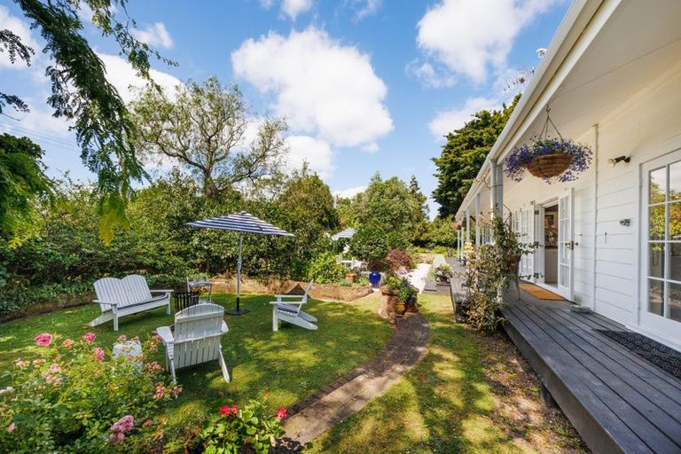 Photo of property in 208 Cambridge Avenue, Ashhurst, 4810