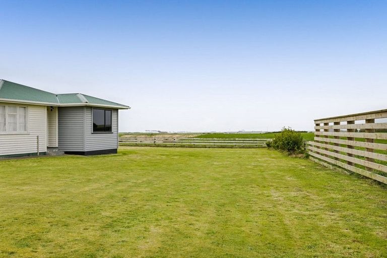 Photo of property in 253 Mawhitiwhiti Road, Normanby, Hawera, 4675