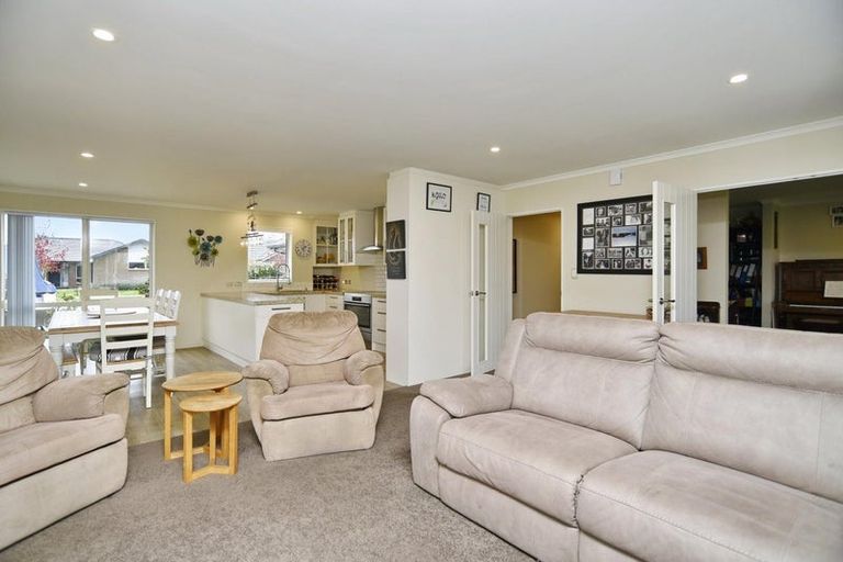Photo of property in 103 Metehau Street, Marshland, Christchurch, 8083