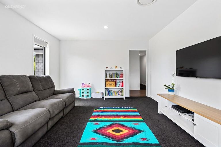 Photo of property in 71 Gladstone Road, Woodend, 7610