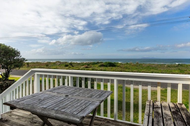 Photo of property in 112 Broadway Road, Waihi Beach, 3611